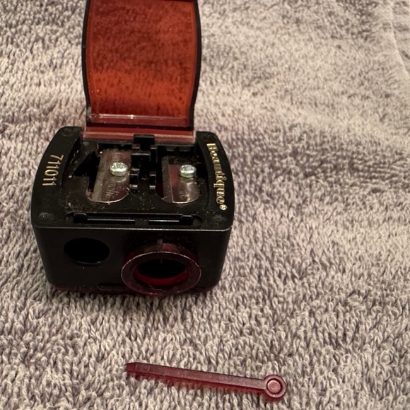 Makeup Bundle for Eyes and Cheeks - Picture 4 of 16